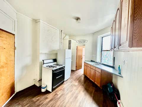 Homes For Rent - 319 8th St #1R<br/> Jersey City, NJ 07302