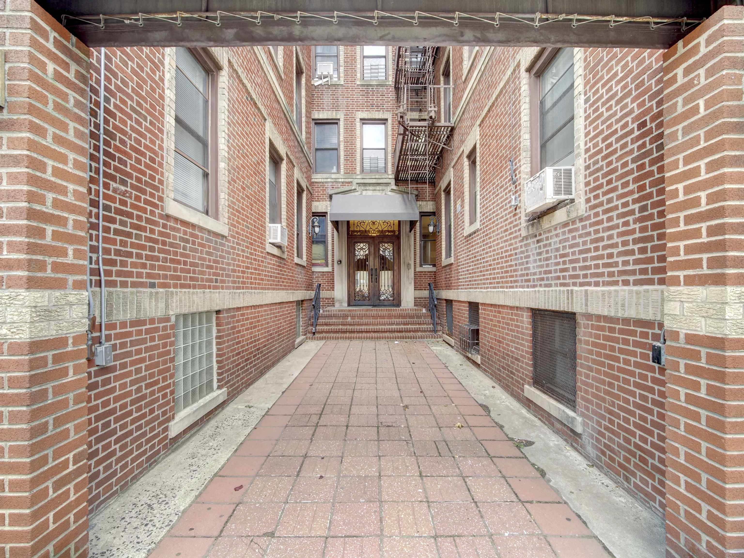 6601 Broadway #E8, West New York, New Jersey image 14