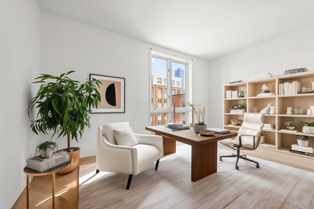 200 CHRISTOPHER COLUMBUS DR C10