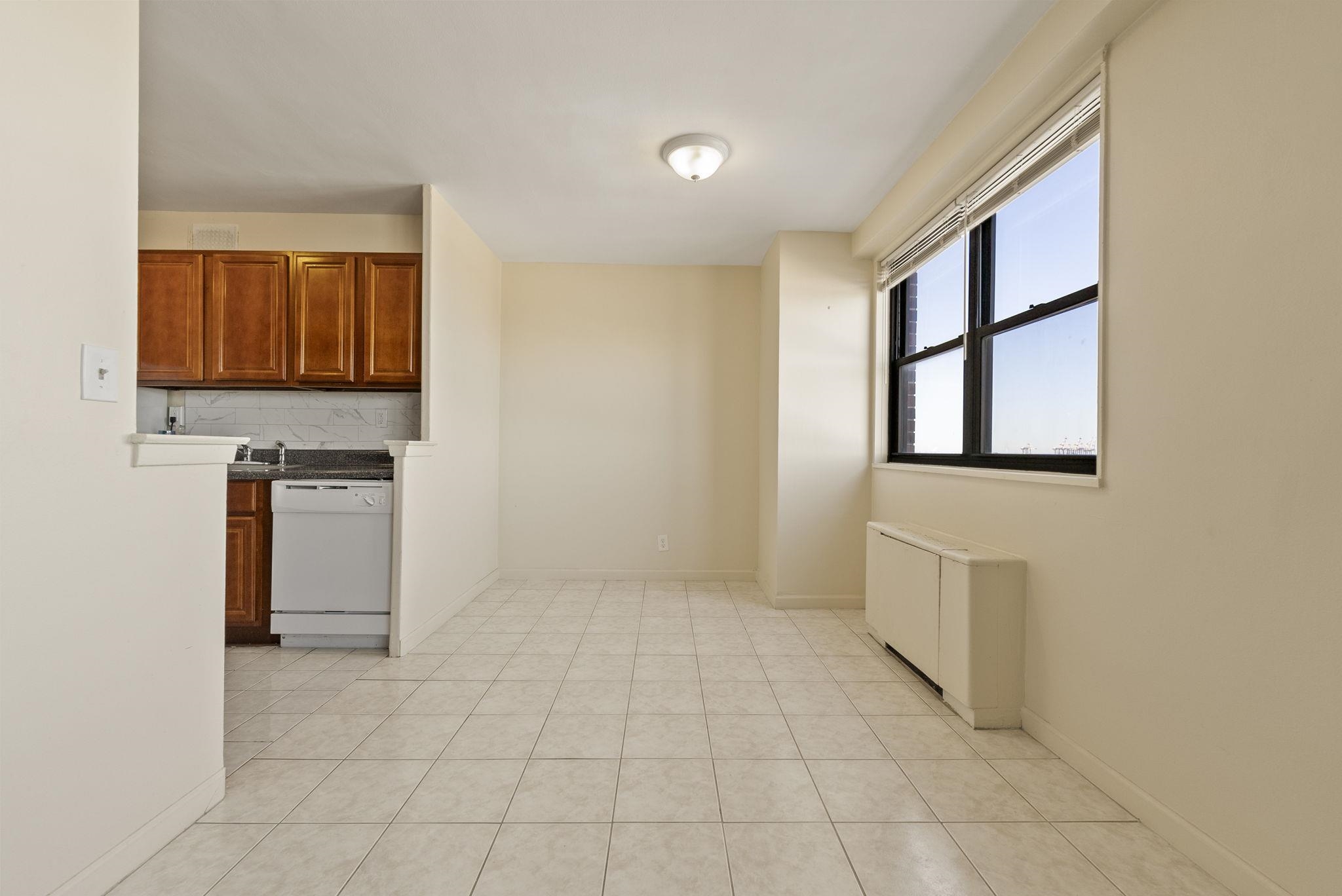 1225 John F Kennedy Blvd #8A, Bayonne, New Jersey image 6