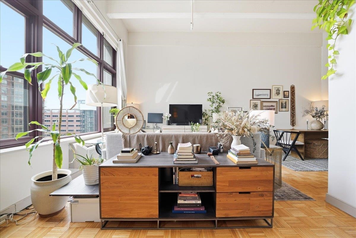 1500 WASHINGTON ST 5V