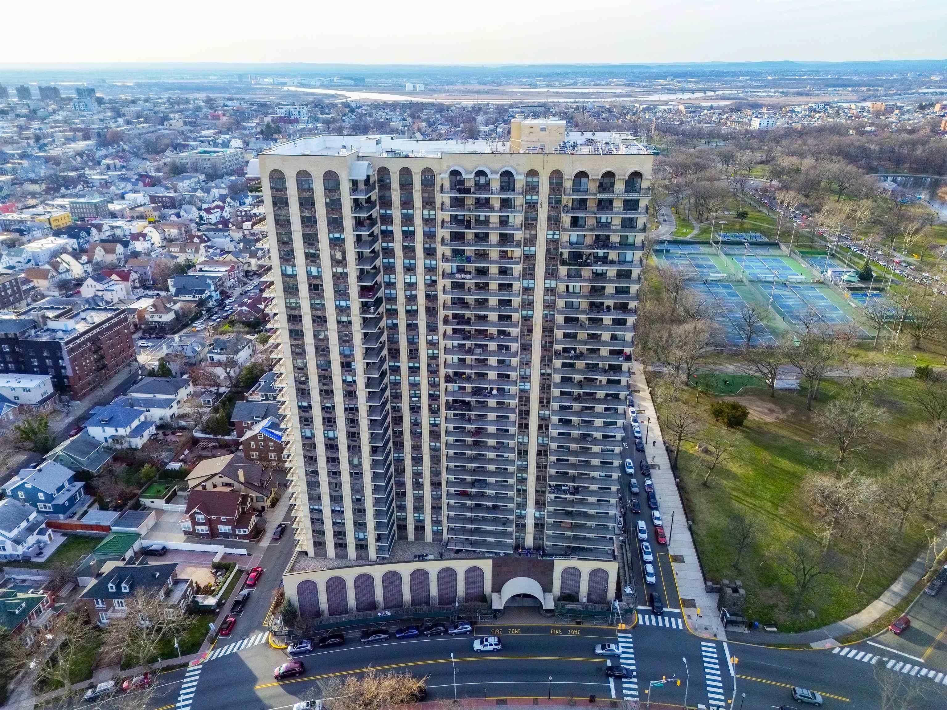 7855 Blvd East #17L, North Bergen, New Jersey image 30