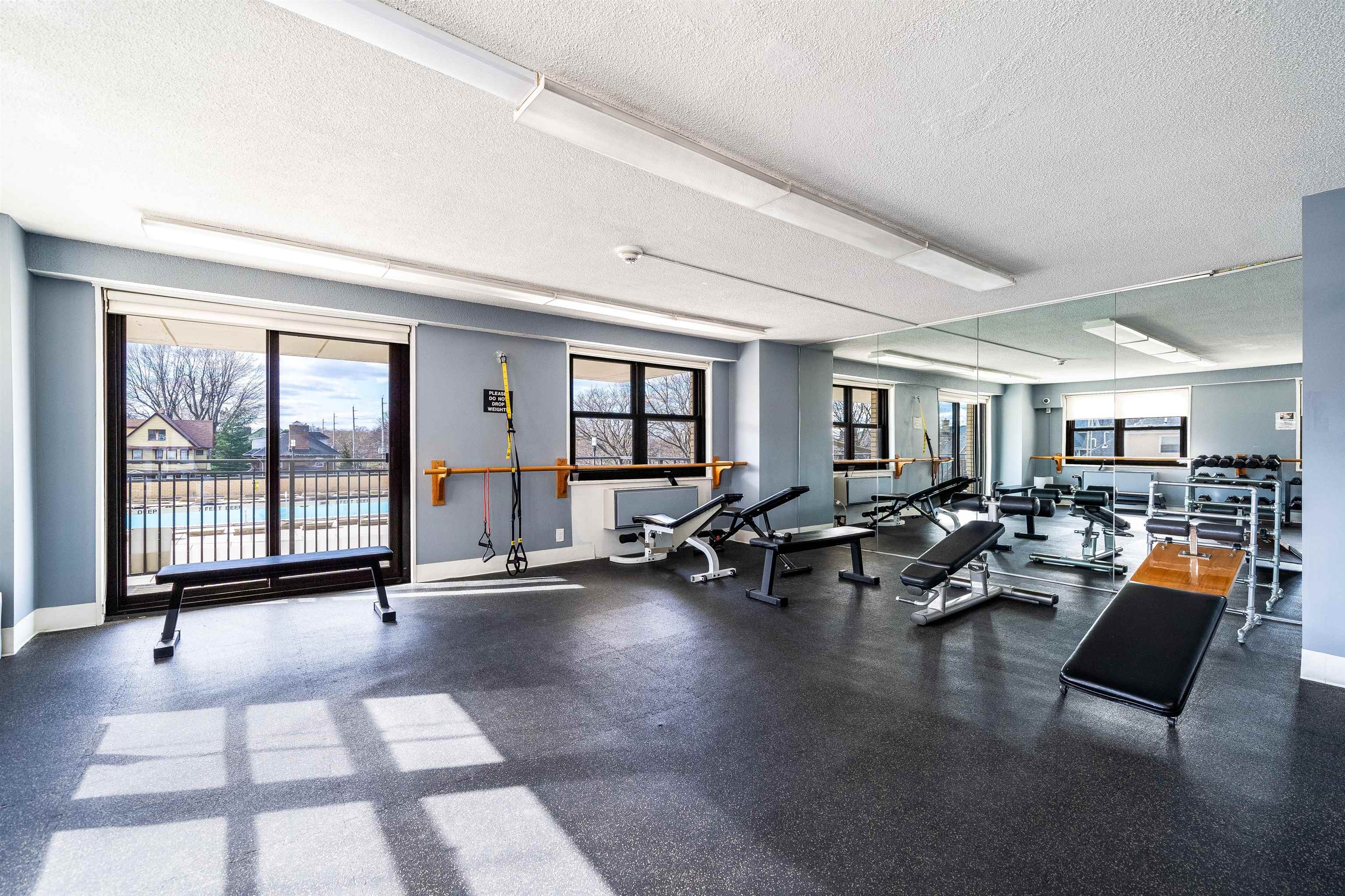 7855 Blvd East #17L, North Bergen, New Jersey image 27