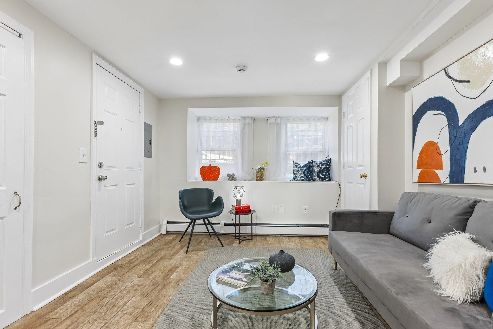 229 BRUNSWICK ST 1