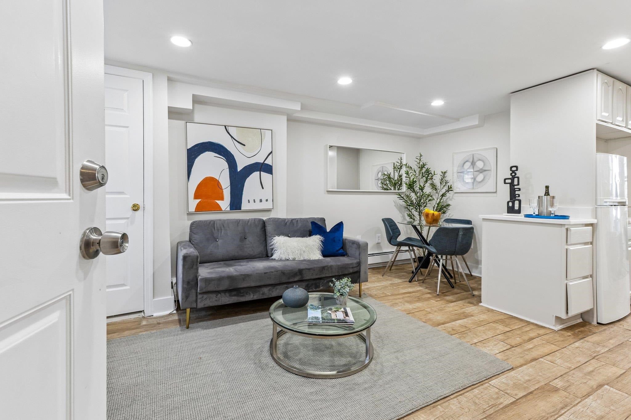 229 BRUNSWICK ST 1