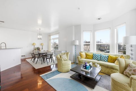 275 CUSTER AVE 236 Jersey City NJ 07305