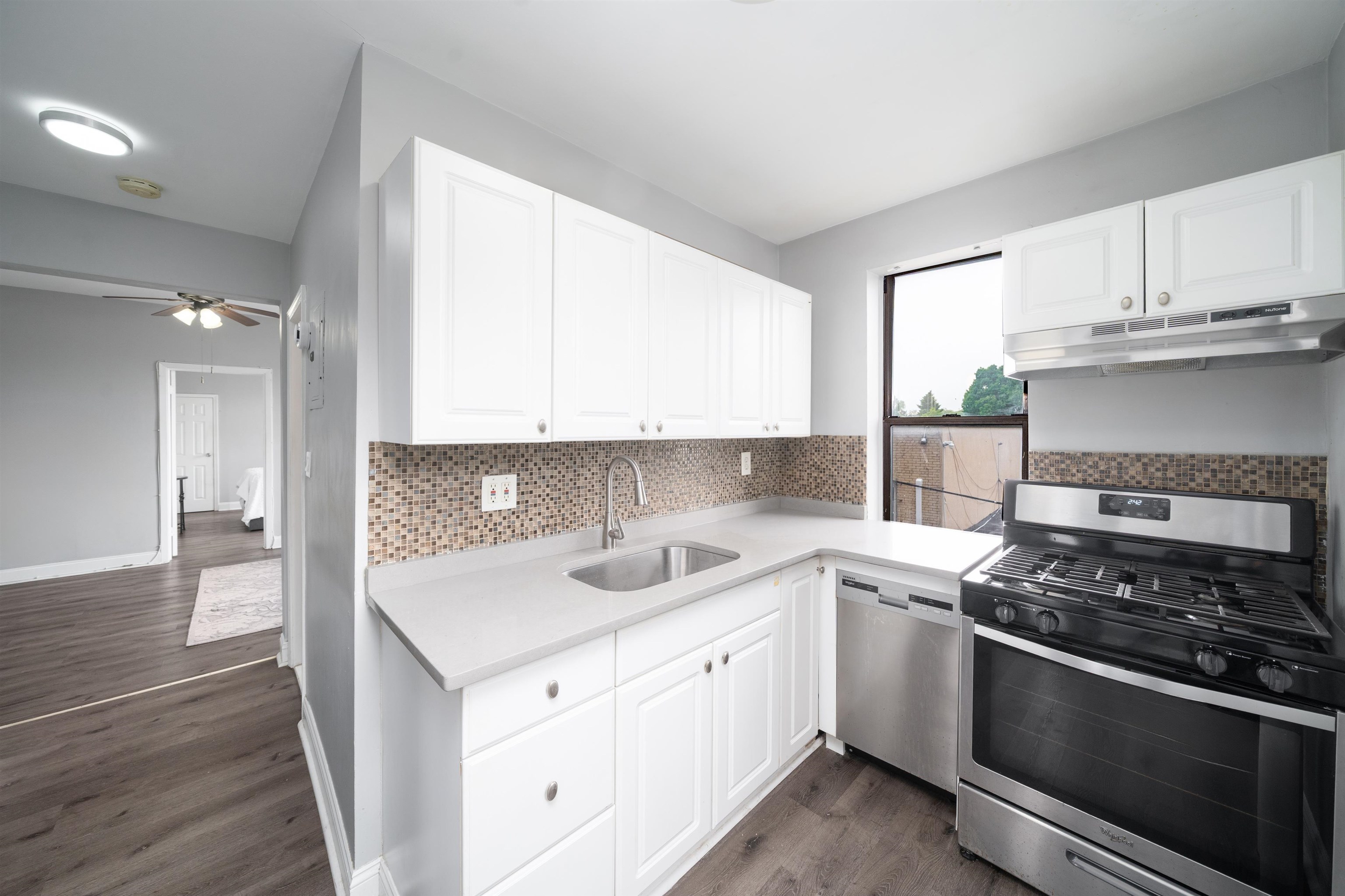 277 Harrison Ave #B3, Jersey City, New Jersey image 3