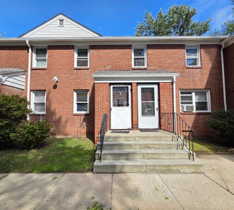 Homes For Rent - 140 Van Houten Ave #8B<br/> Passaic County, Passaic, NJ 07055