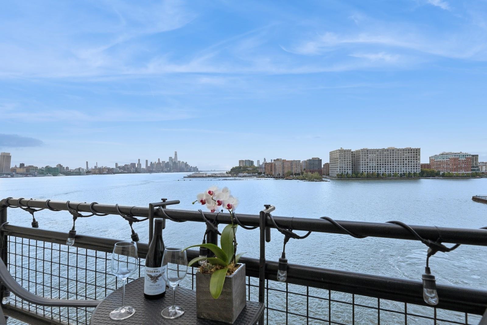 600 Harbor Blvd #1128, Weehawken, New Jersey image 1