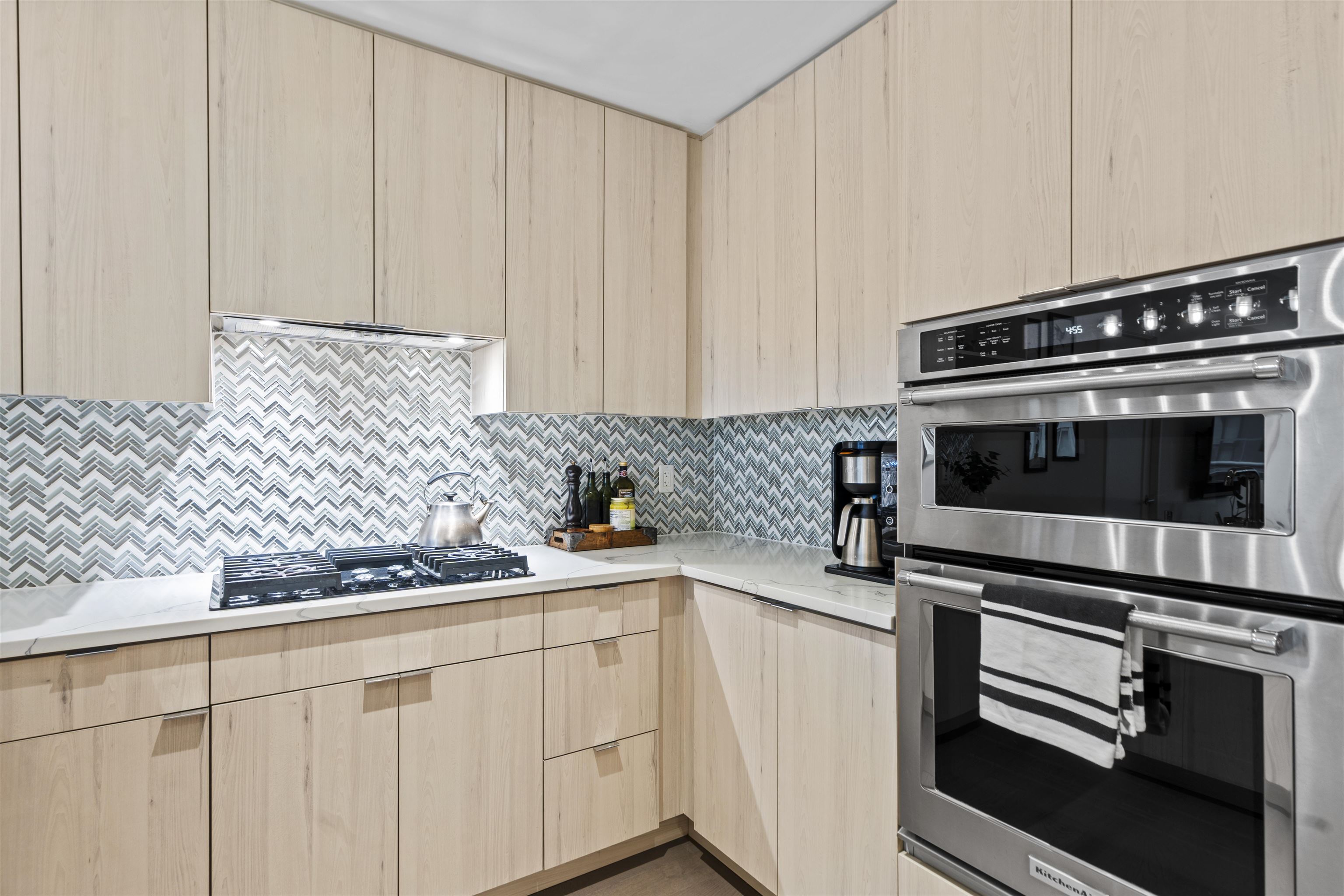 800 Avenue At Port Imperial #317, Weehawken, New Jersey image 9