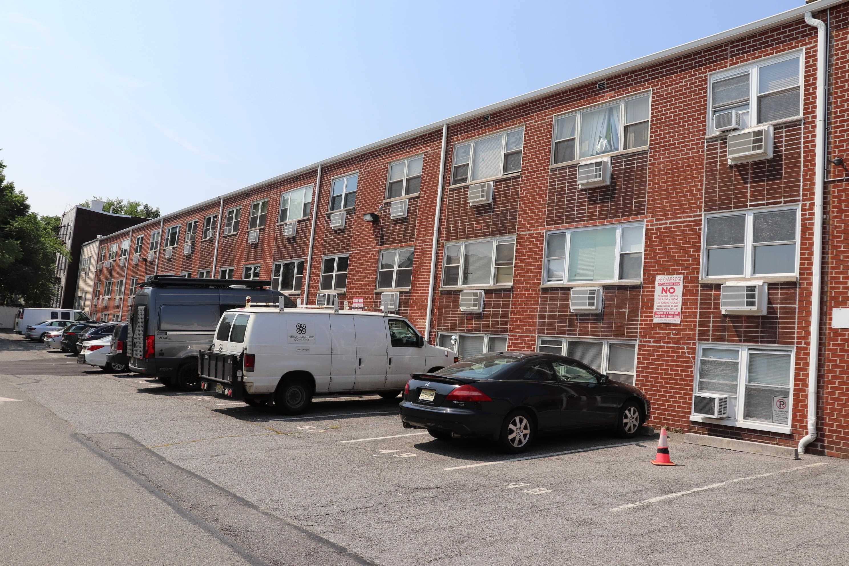 120 32nd St #2O, Union City, New Jersey image 2