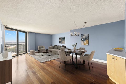 Condo For Sale - 2032 Harmon Cove Tower #2032<br/> Secaucus, NJ 07094