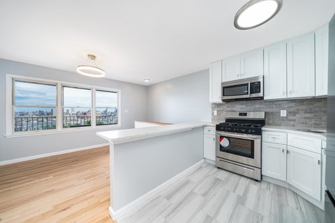 Apartment For Rent - 352 Ogden Ave<br/> Jersey City, NJ 07307
