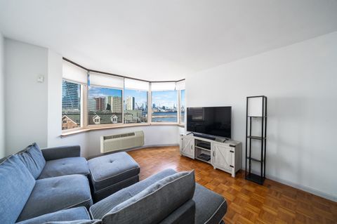 1 2nd St Unit 710, Jersey City, Downtown, NJ 07302 - MLS#: 250007007