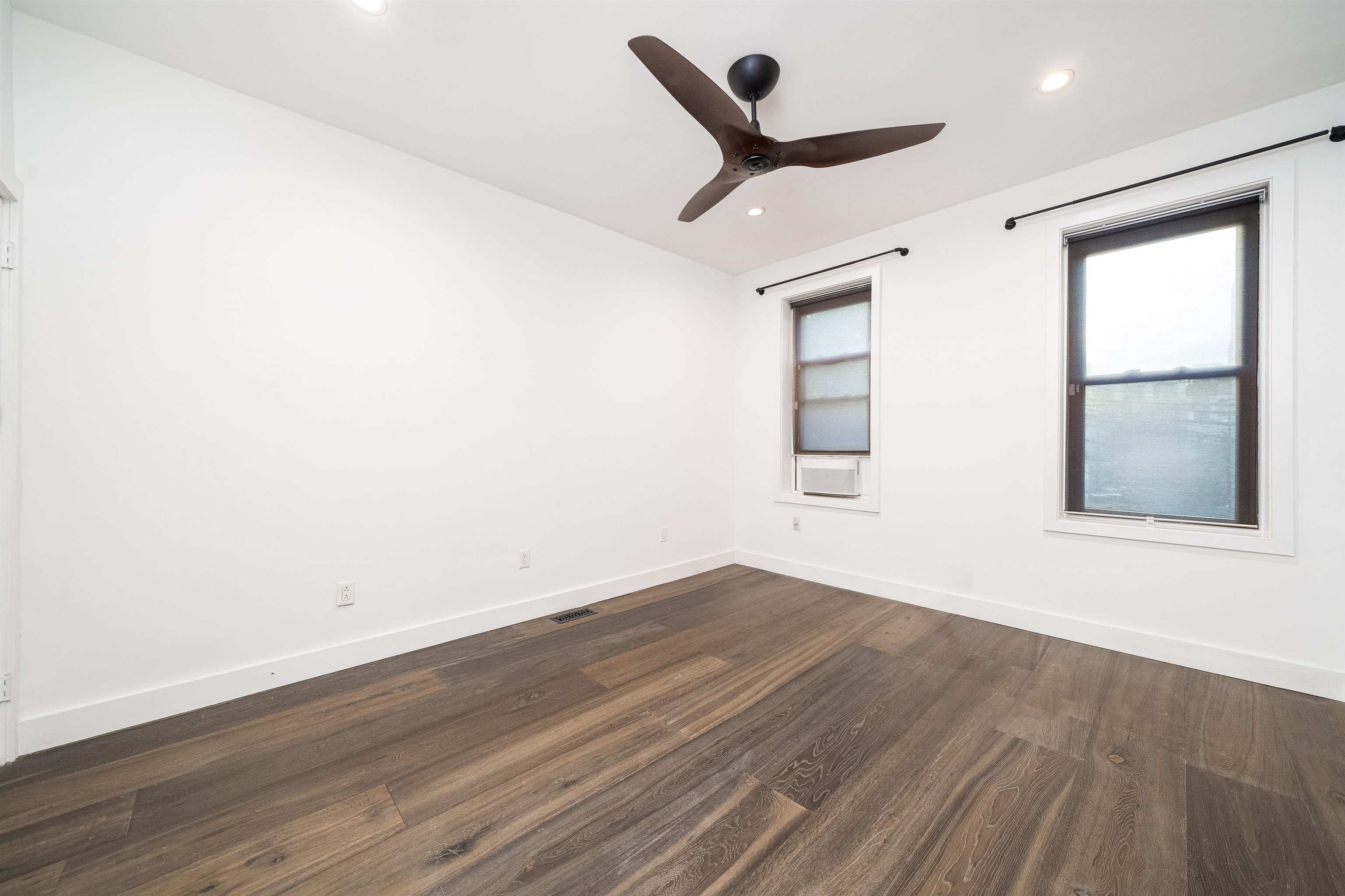 417 Adams St #APT 1L, Hoboken, New Jersey image 16