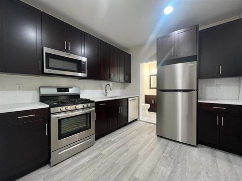 Homes For Rent - 34 Giles Ave #1<br/> Jersey City, NJ 07306