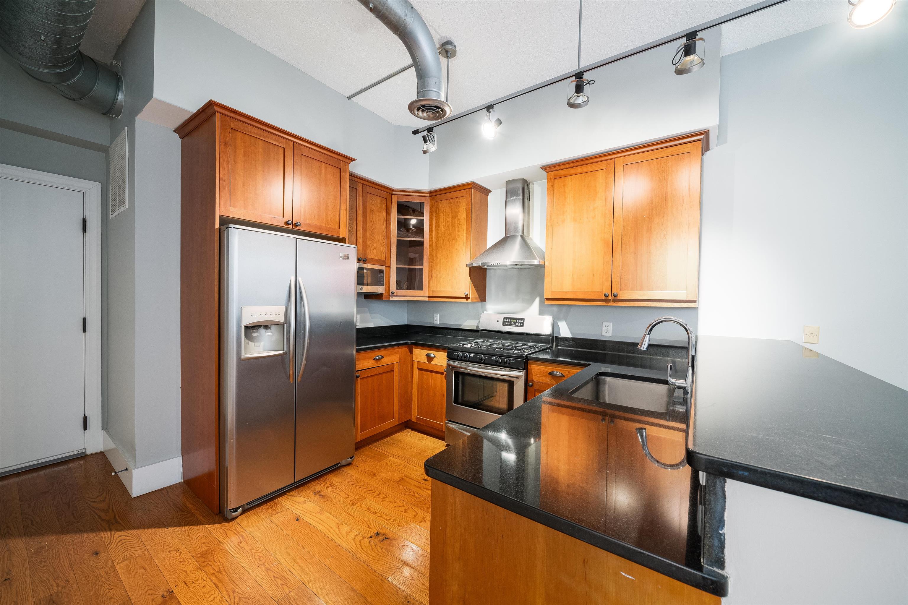 100 Paterson Plank Rd #327, Jersey City, New Jersey image 3