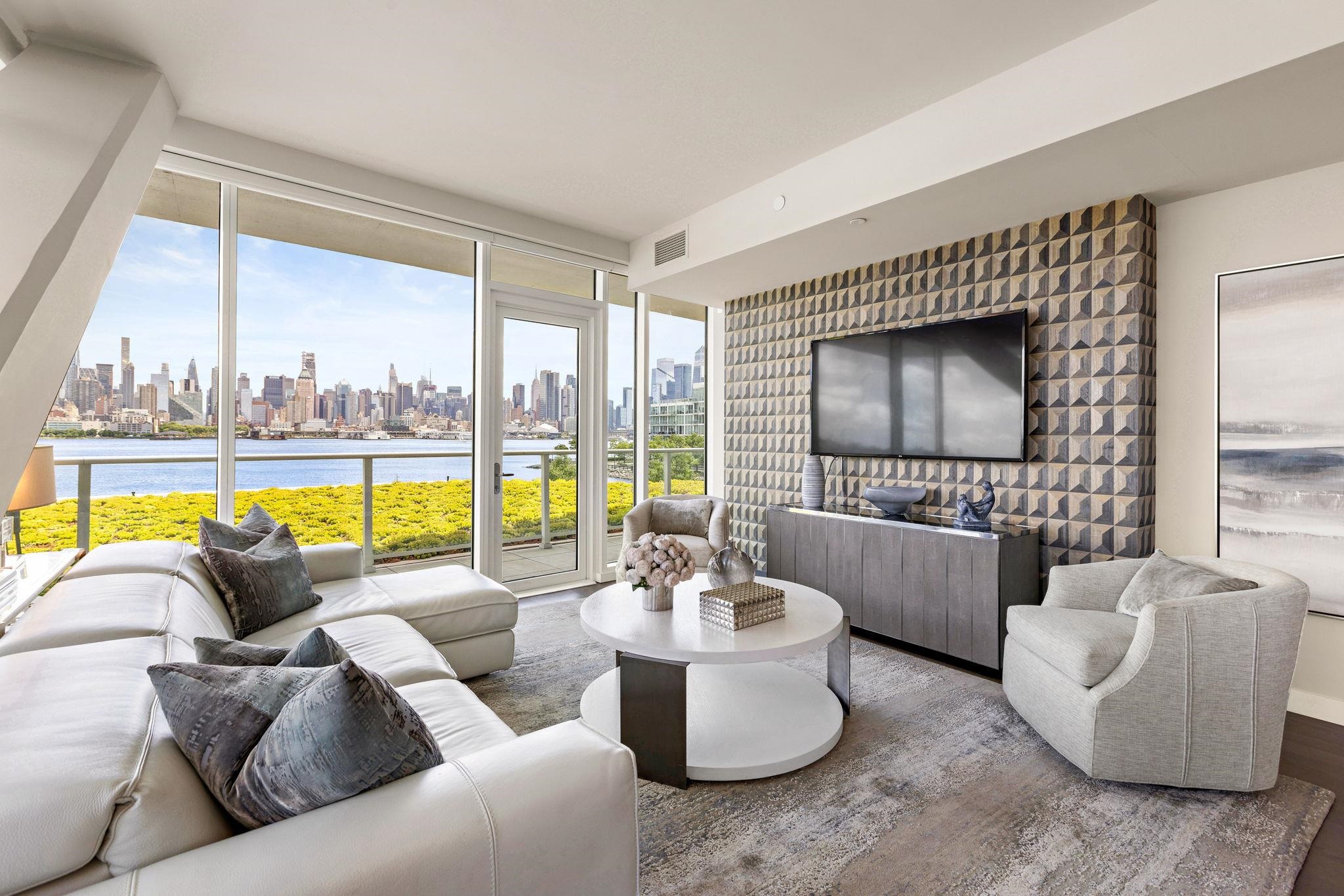 800 Avenue At Port Imperial #305, Weehawken, New Jersey image 4