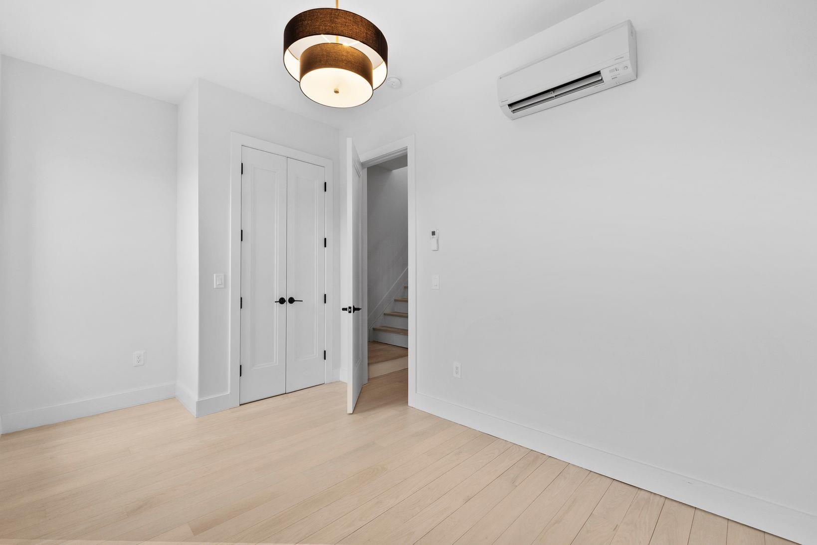 81 Astor Pl, Jersey City, New Jersey image 31
