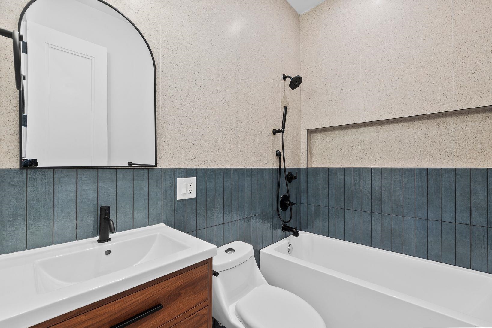 81 Astor Pl, Jersey City, New Jersey image 38