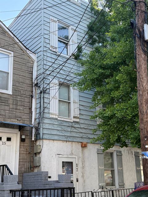 Multifamily For Sale - 17 Paterson St<br/> Jersey City, NJ 07307