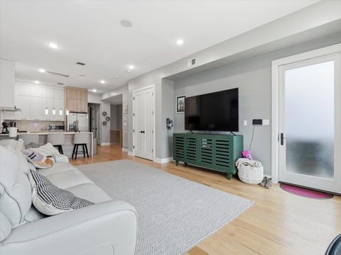 19 EASTERN PARKWAY 1 Jersey City NJ 07305