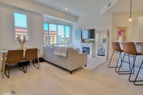 Condo For Sale - 332 Newark Ave #4A<br/> Jersey City, NJ 07302