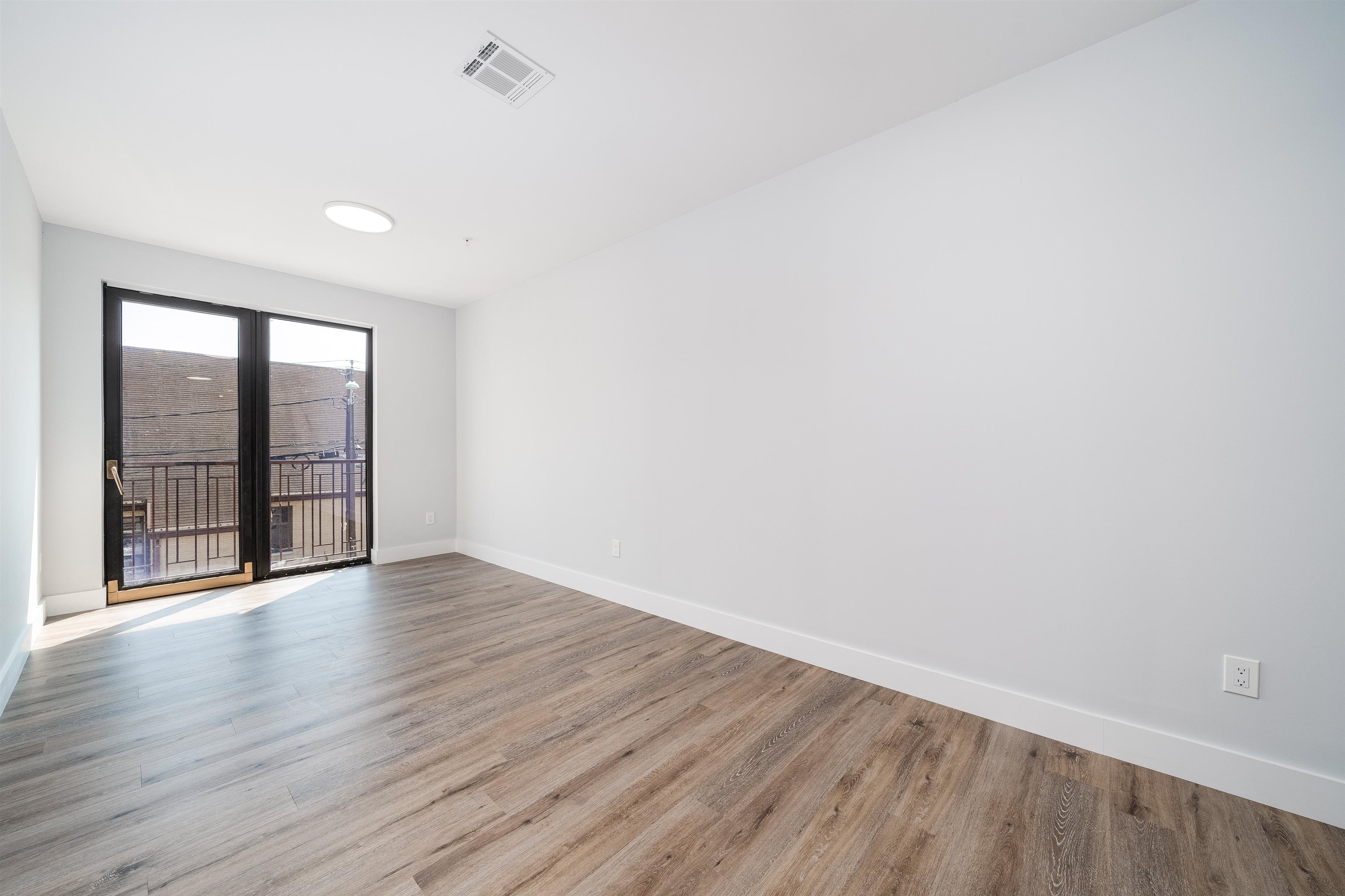 502 BROADWAY