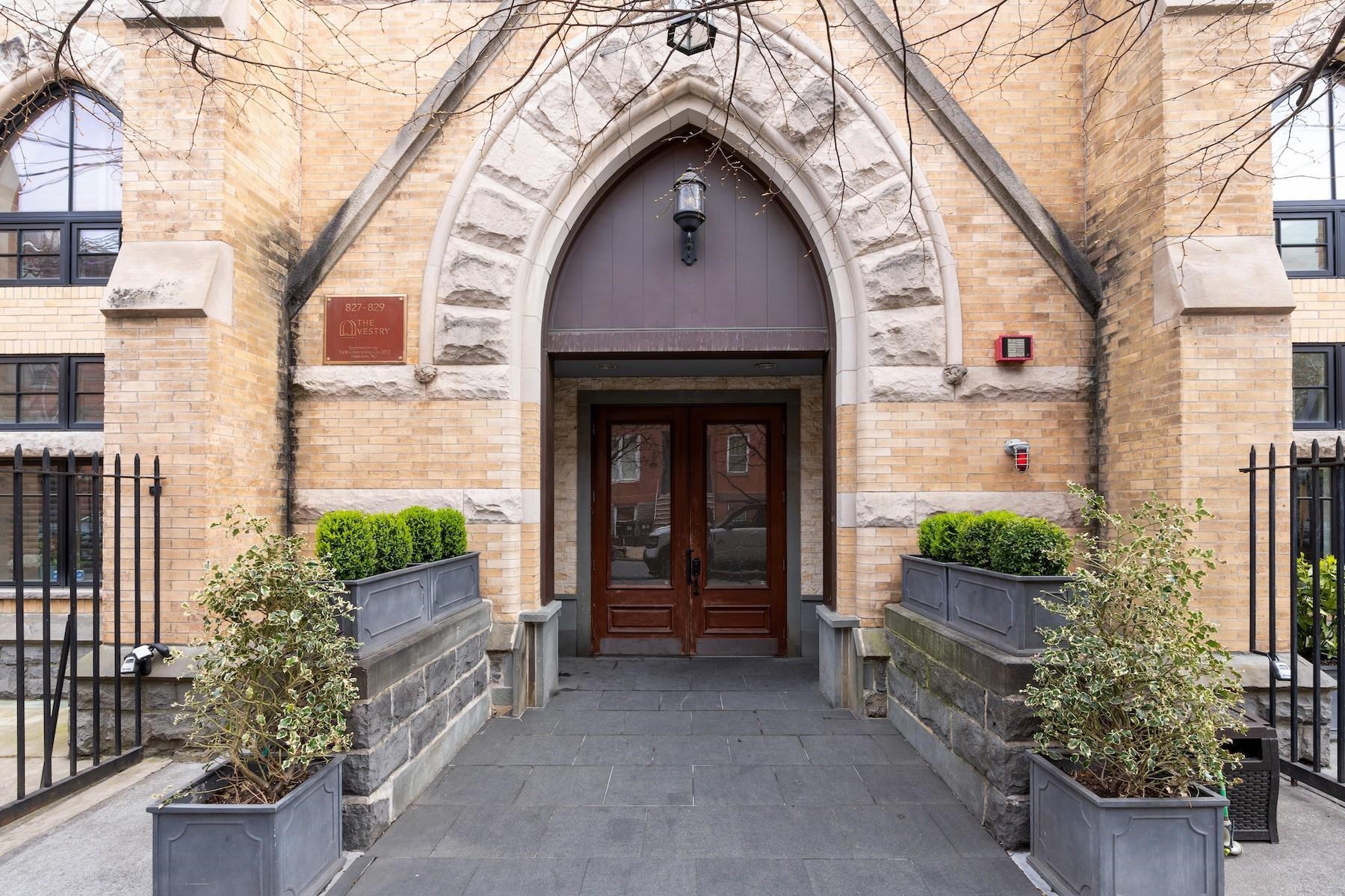 827 Bloomfield St #300, Hoboken, New Jersey image 2