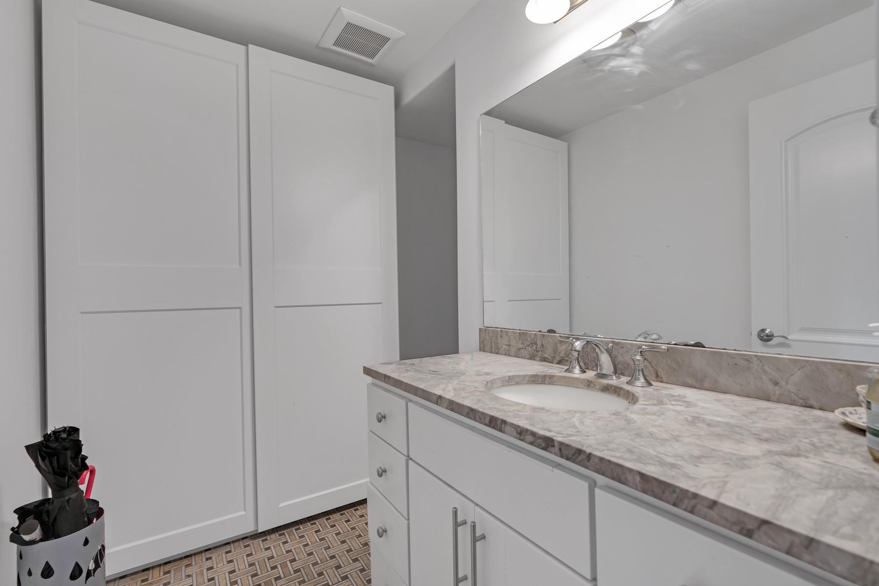 827 Bloomfield St #300, Hoboken, New Jersey image 22