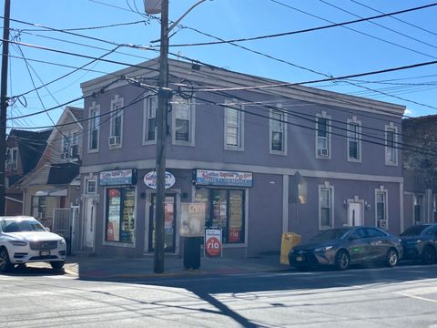 MLS: 250004858