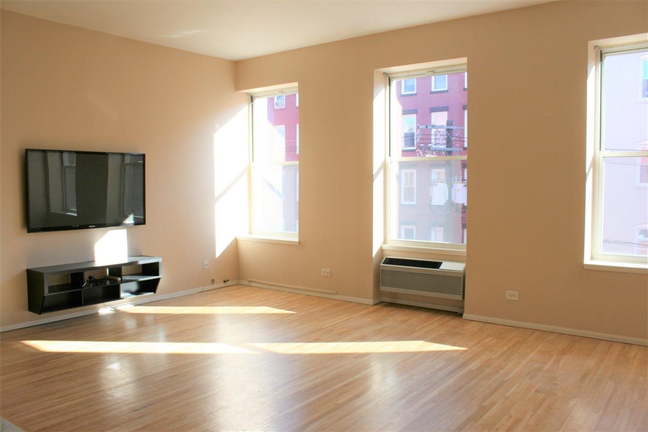 222 Grand St #2G, Hoboken, New Jersey image 2