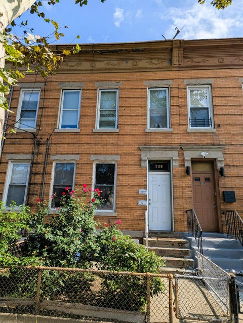 Multifamily For Sale - 398 Woodlawn Ave<br/> Hudson County, Jersey City, NJ 07305