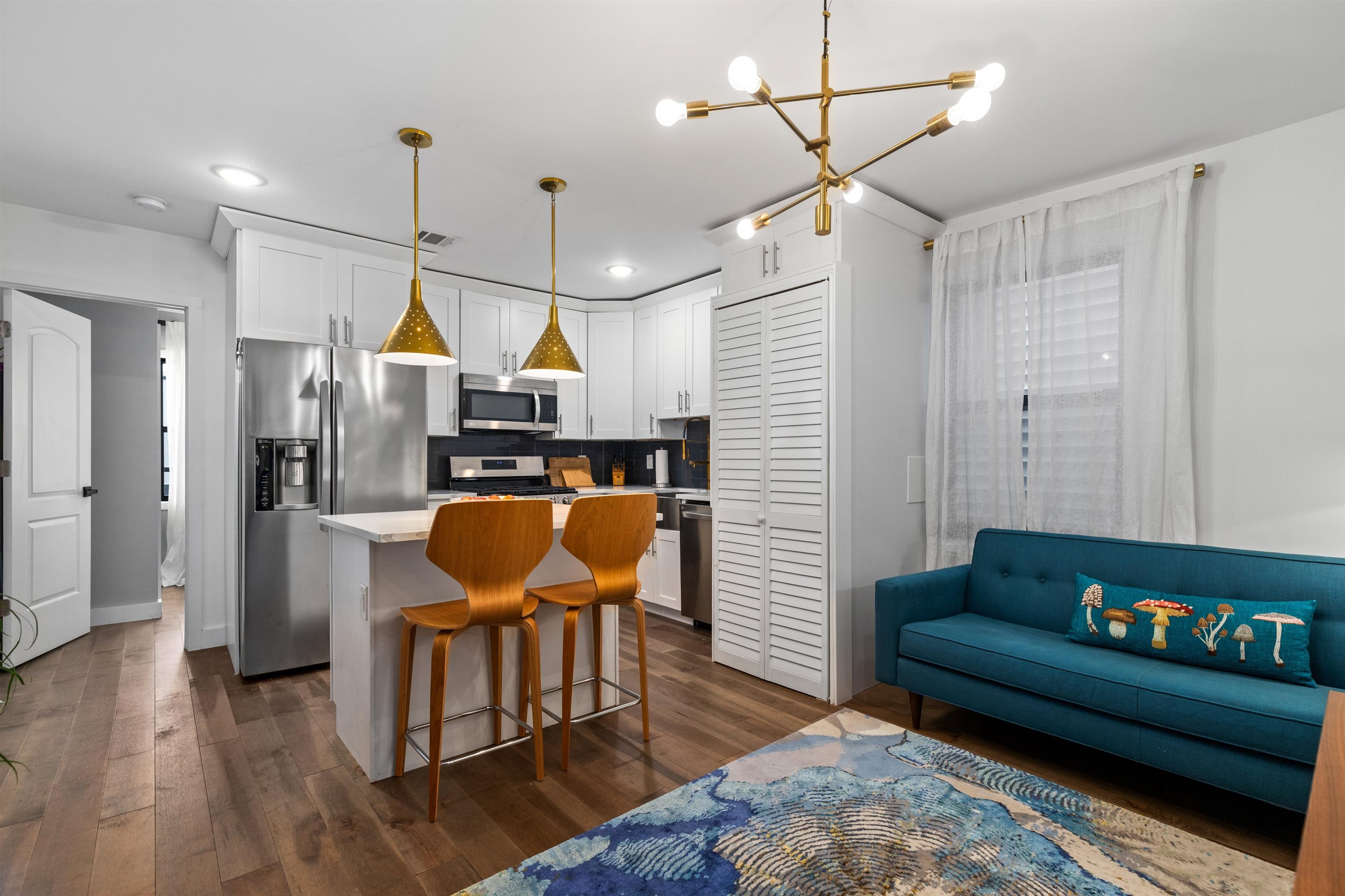 41 BEACON AVE 2
