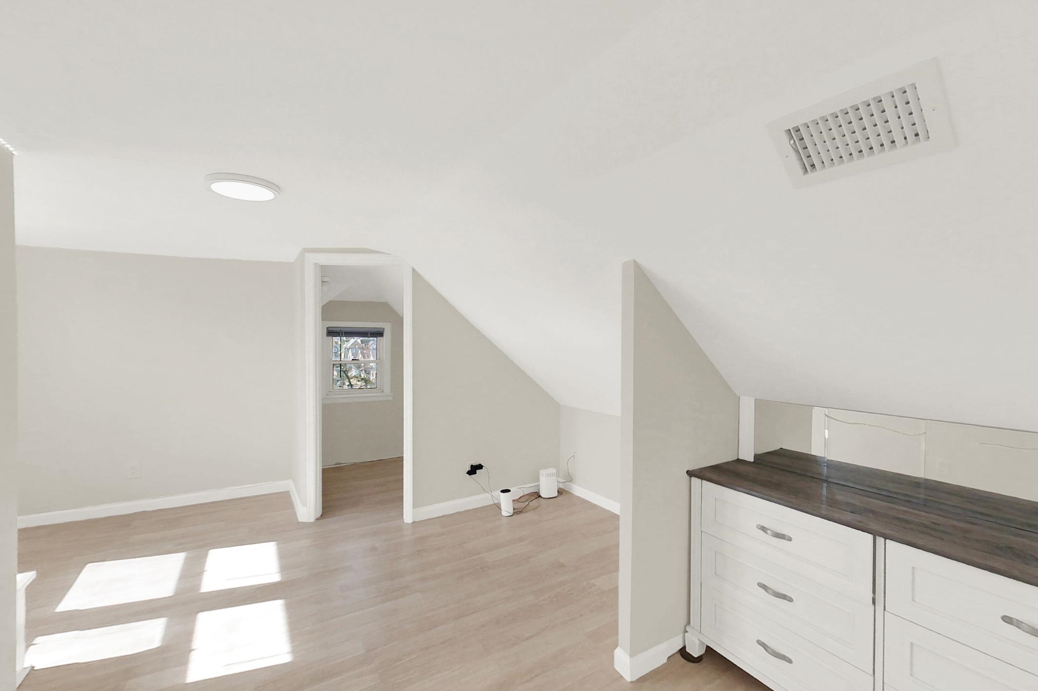 1 Pine St, Kearny, New Jersey image 38