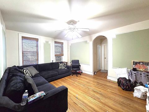 MLS: 250008824