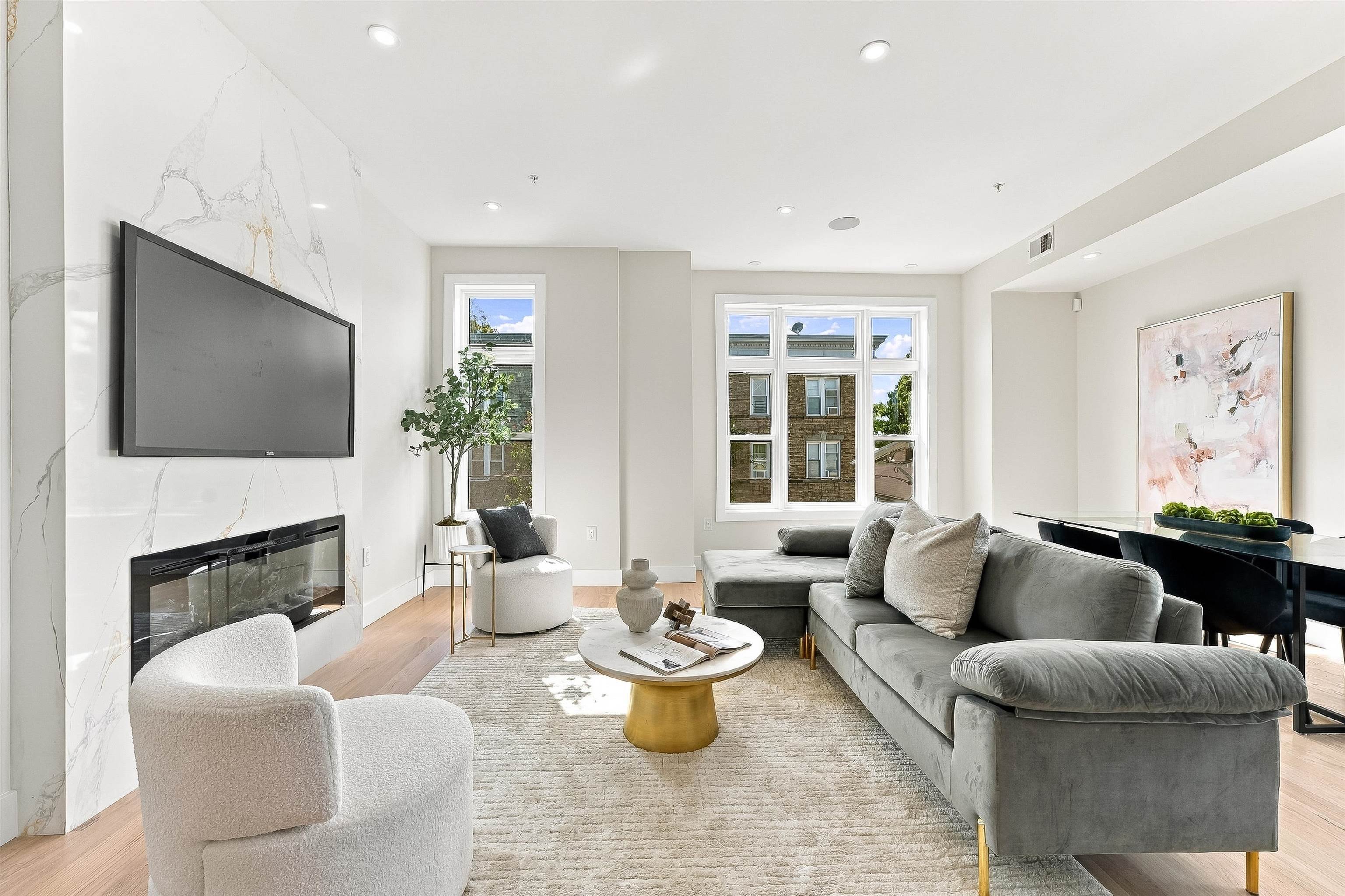 152 BLEECKER ST 3