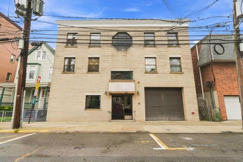 Condo For Sale - 416 68th St #2<br/> Hudson County, Guttenberg, NJ 07093