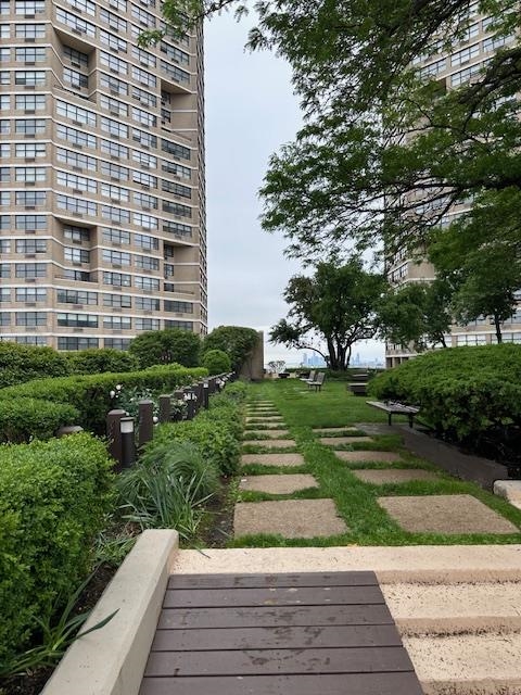 7002 Blvd East #33L, Guttenberg, New Jersey image 2