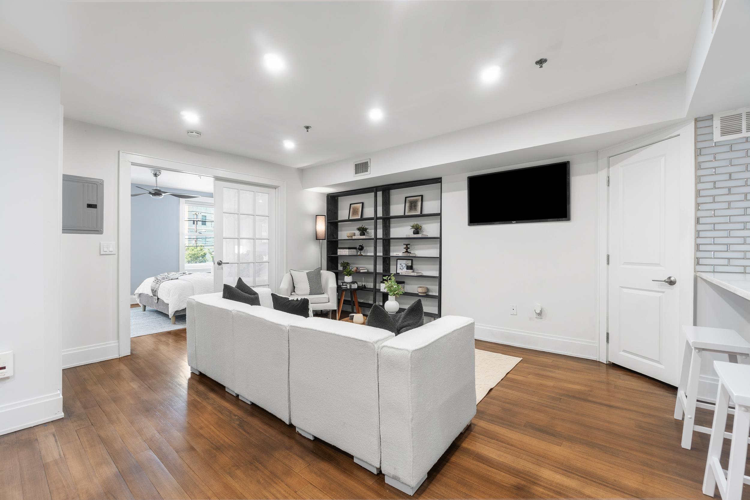 12 Bright St #3, Jersey City, New Jersey image 3