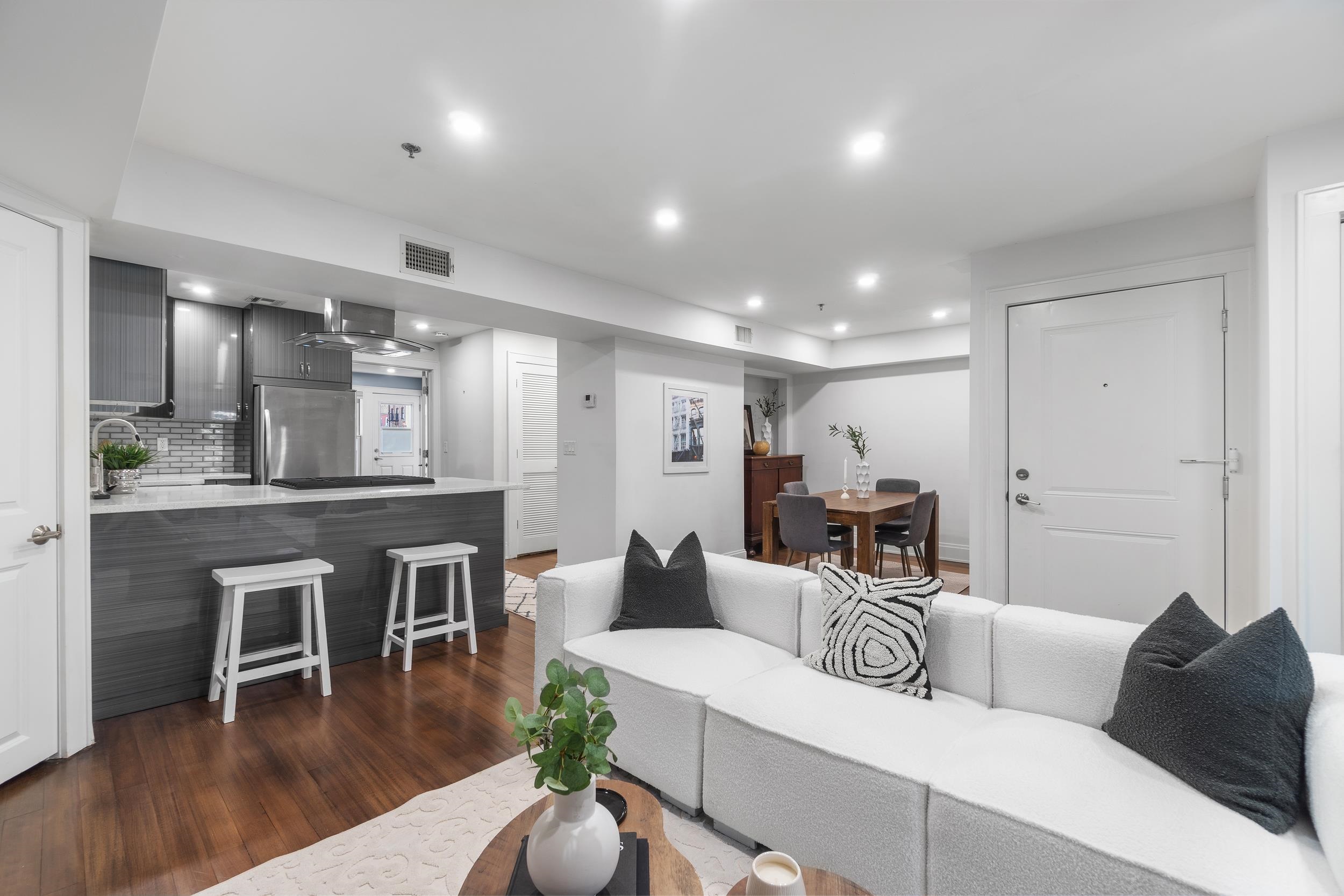 12 Bright St #3, Jersey City, New Jersey image 2