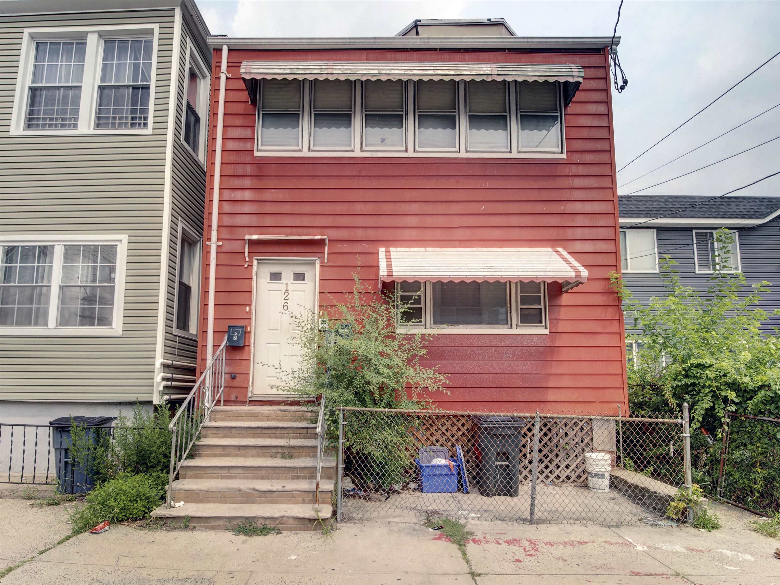 126 KEARNEY AVE