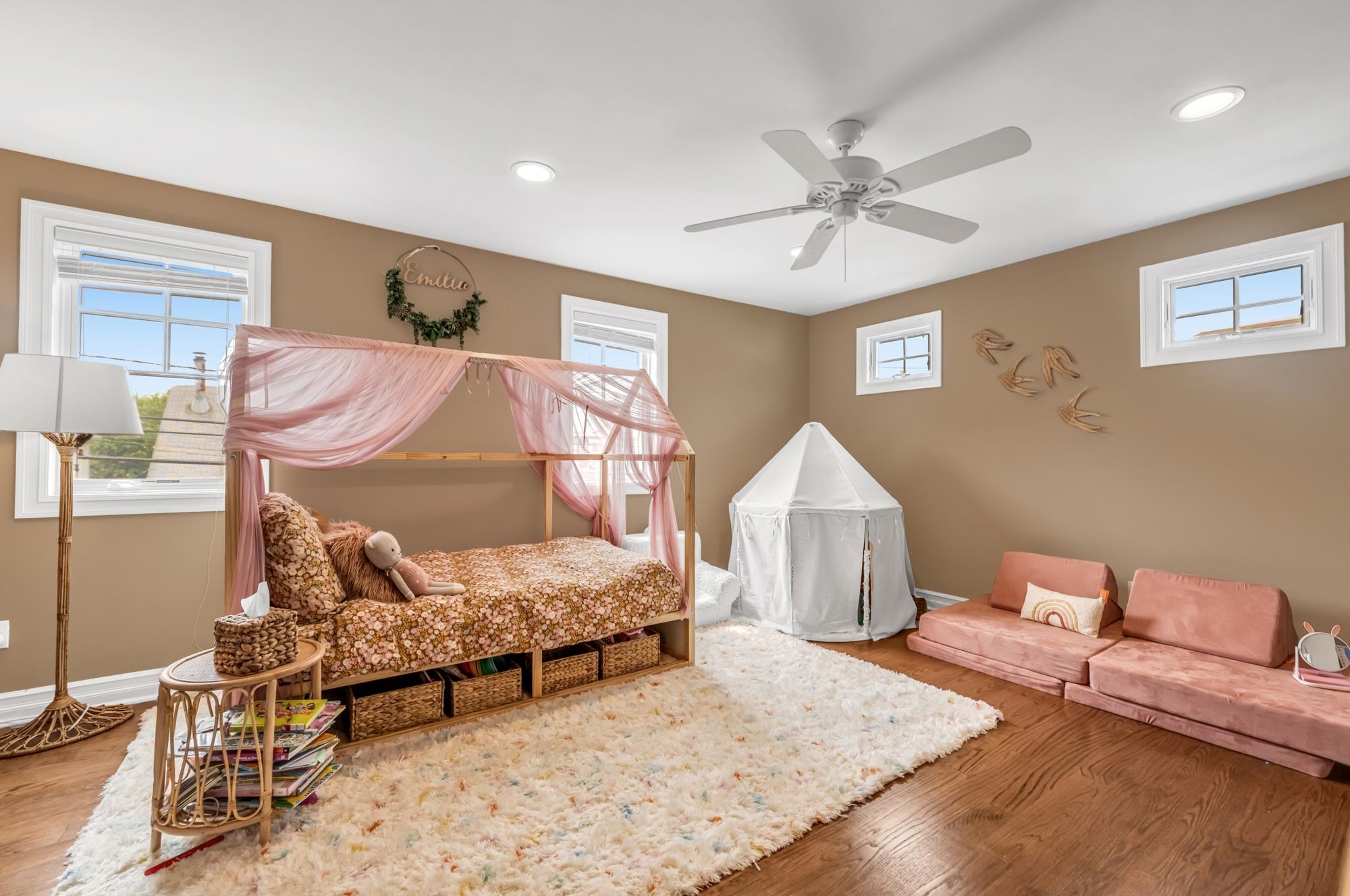 52 Woodward St, Saddle Brook, New Jersey image 23