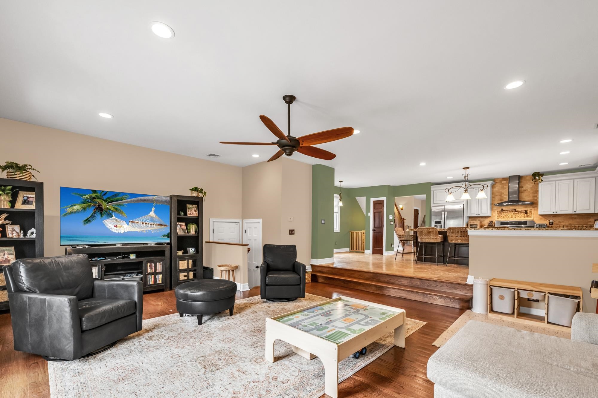 52 Woodward St, Saddle Brook, New Jersey image 8