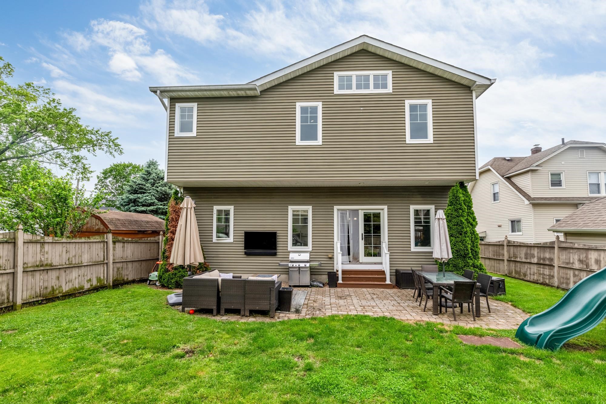 52 Woodward St, Saddle Brook, New Jersey image 38