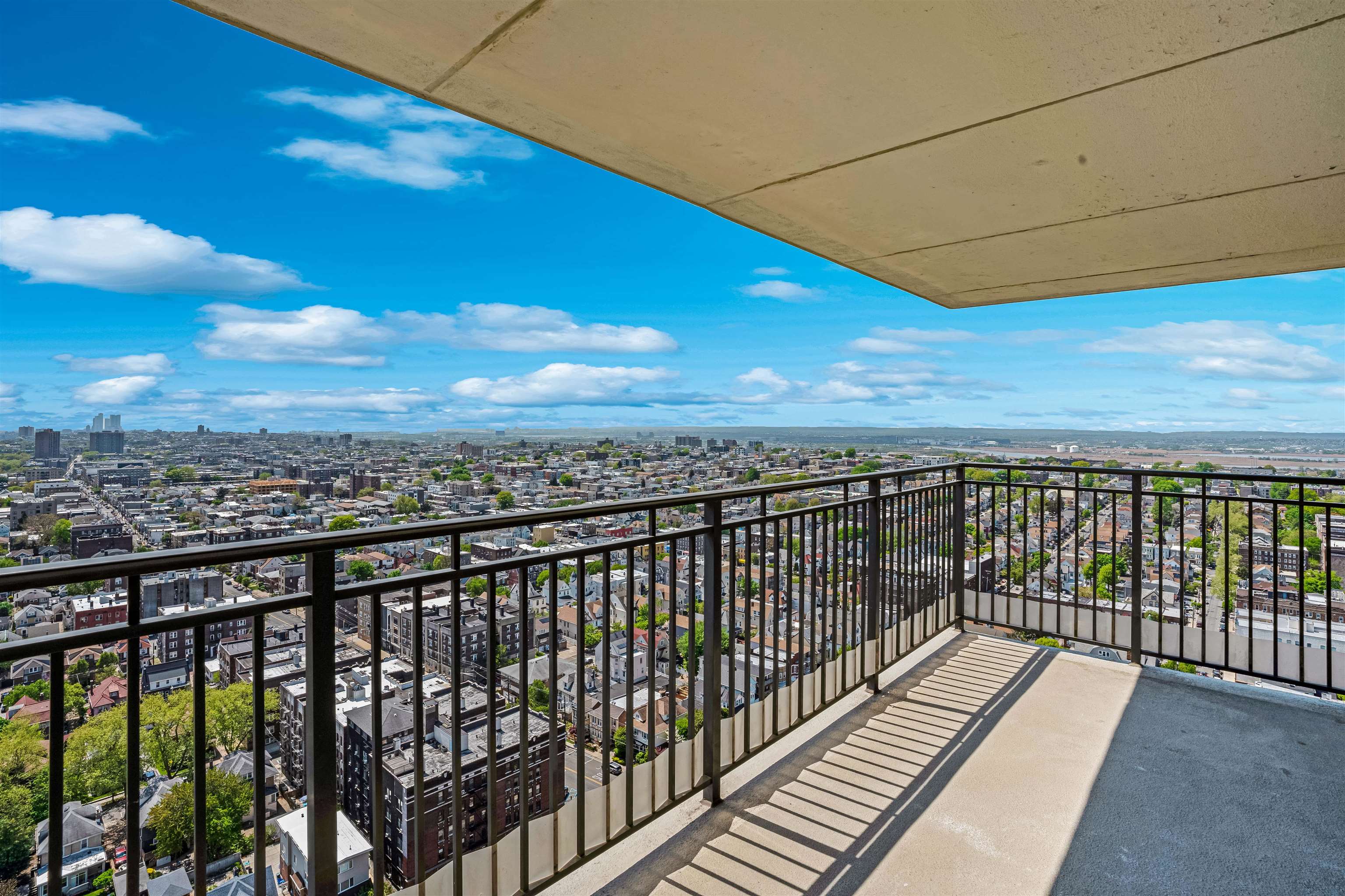 7855 Blvd East #29L, North Bergen, New Jersey image 8