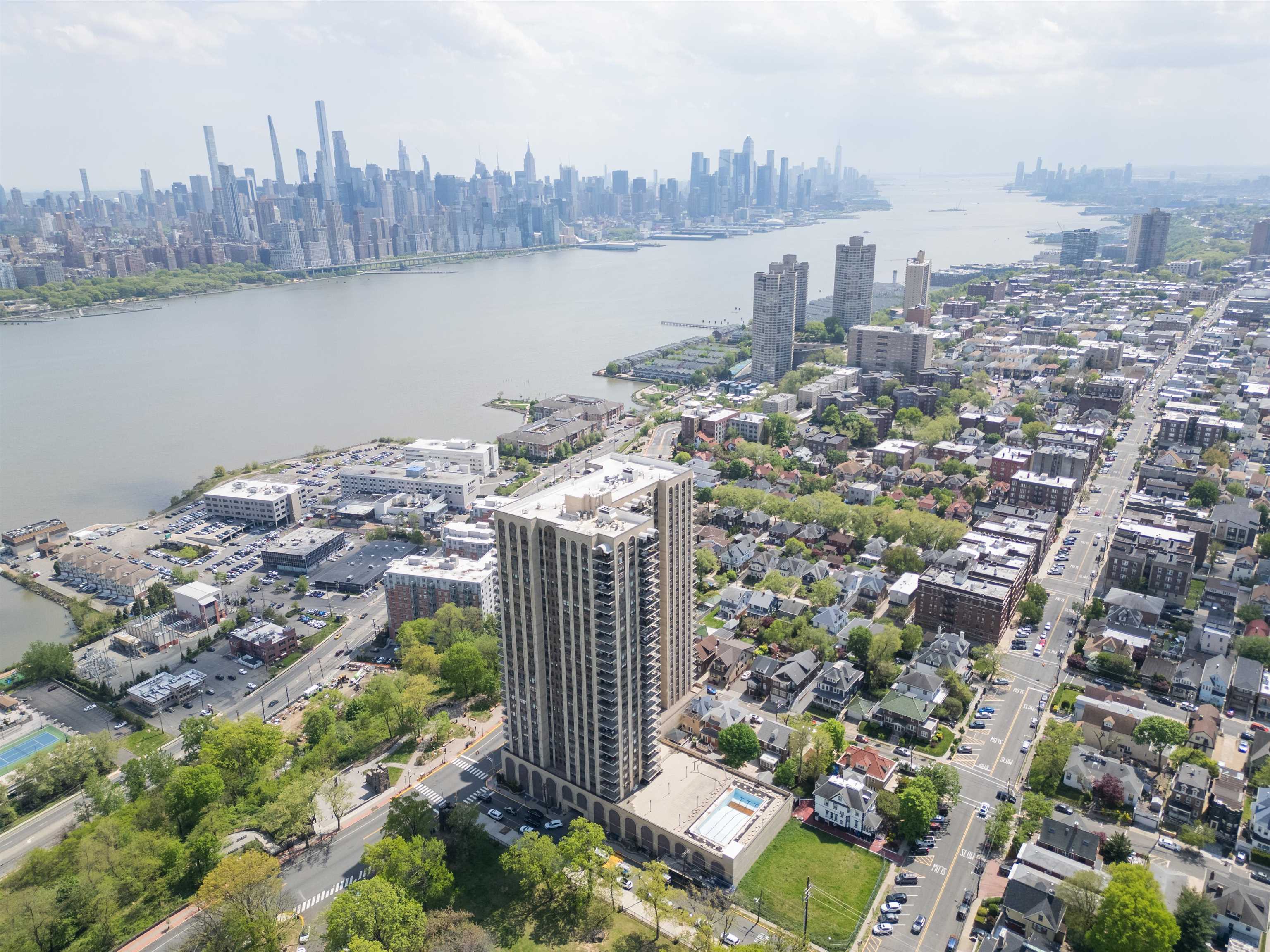 7855 Blvd East #29L, North Bergen, New Jersey image 27