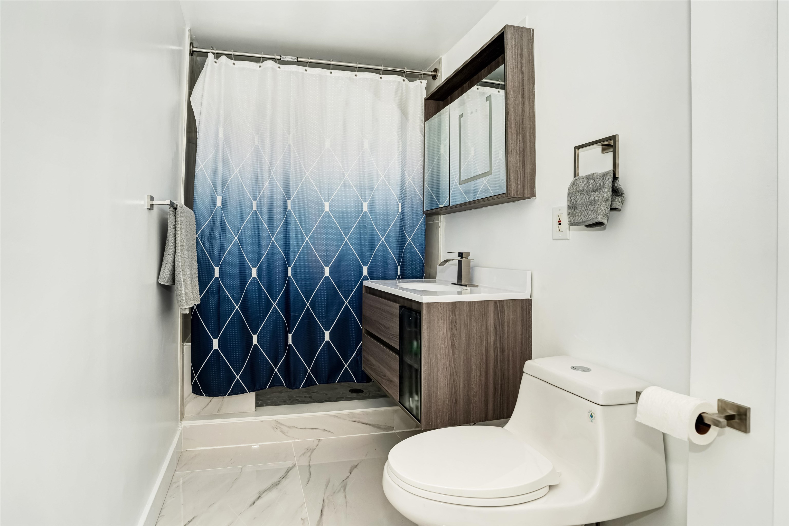 7855 Blvd East #29L, North Bergen, New Jersey image 16