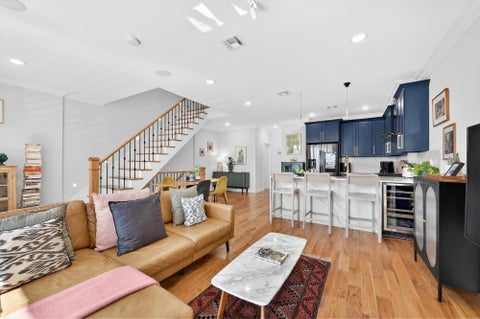 Condo For Sale - 865 Summit Ave #2<br/> Jersey City, NJ 07307
