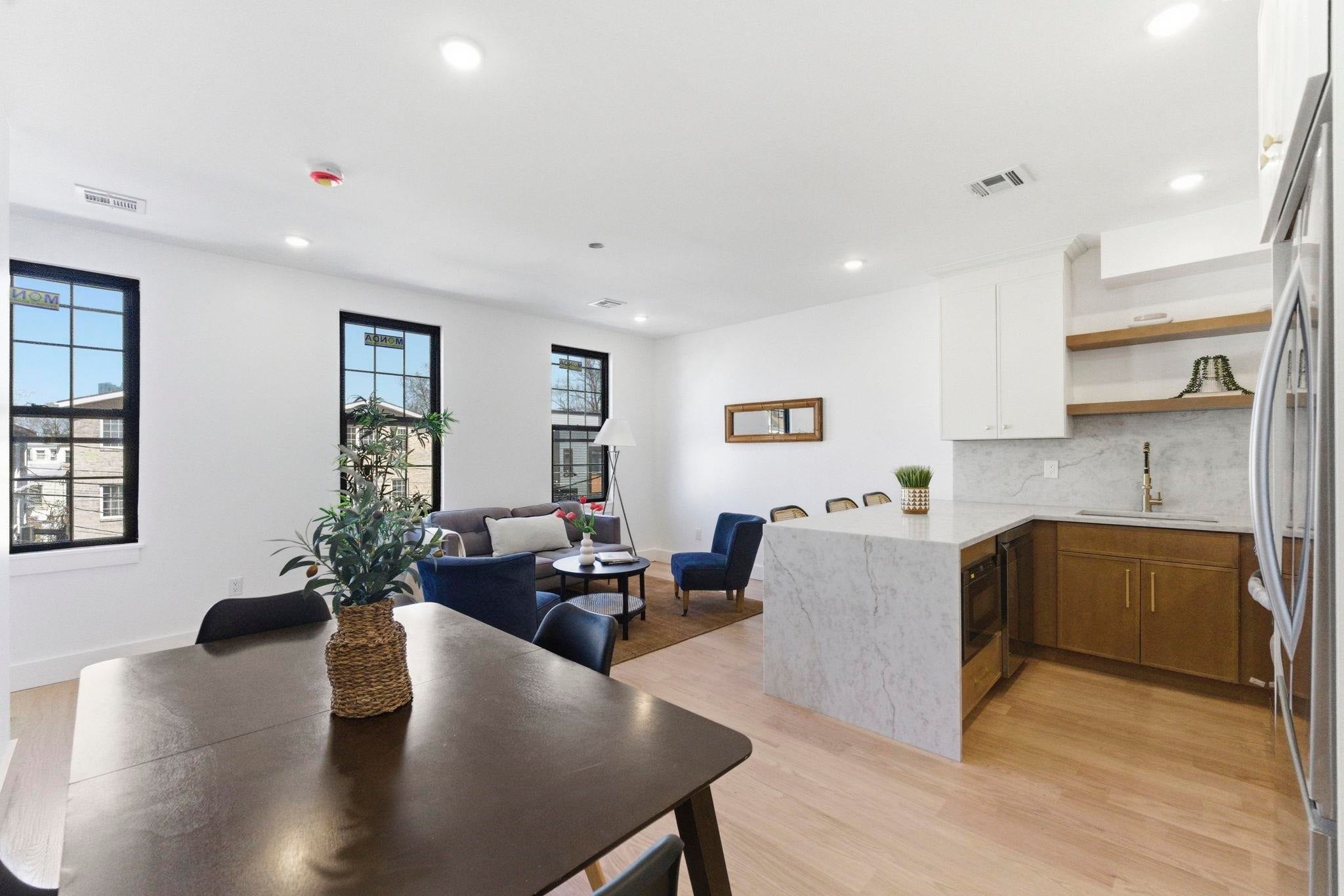 113 OAK ST 2